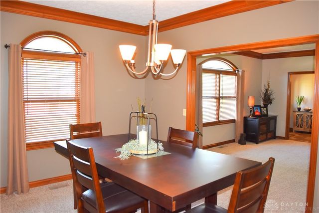 9 Eagles Way, Piqua, OH 45356