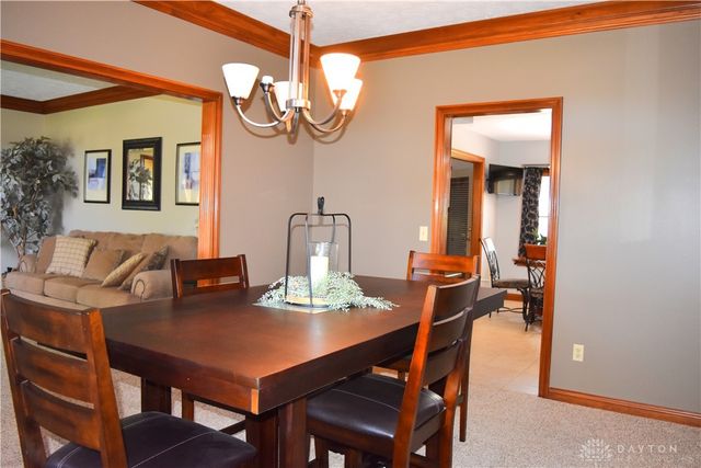 9 Eagles Way, Piqua, OH 45356