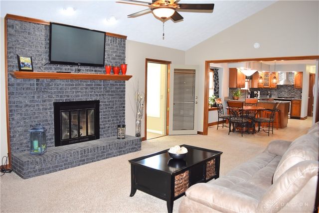 9 Eagles Way, Piqua, OH 45356