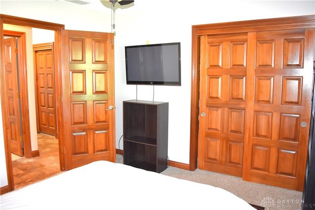 9 Eagles Way, Piqua, OH 45356