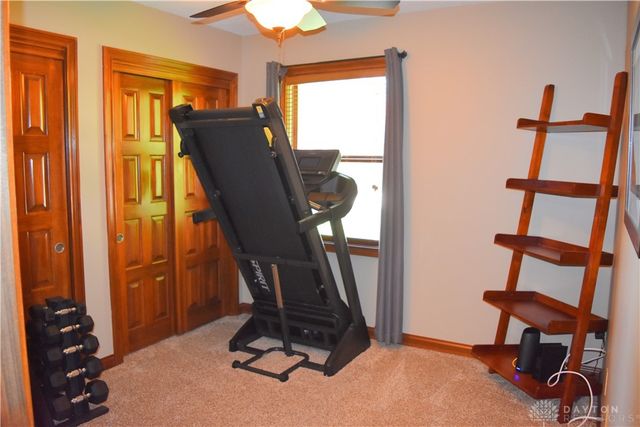 9 Eagles Way, Piqua, OH 45356