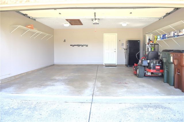 9 Eagles Way, Piqua, OH 45356