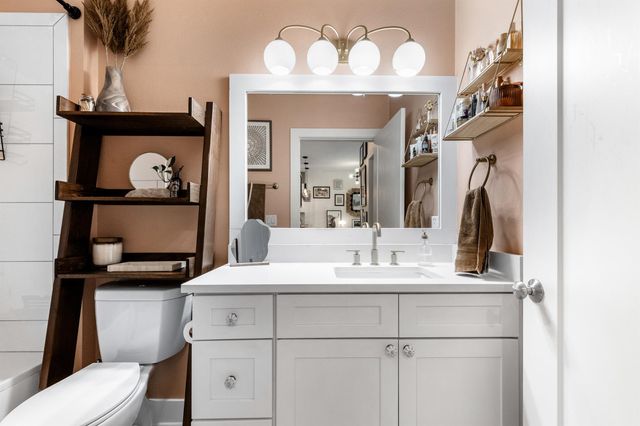 908 Nueces ST 24, Austin, TX 78701