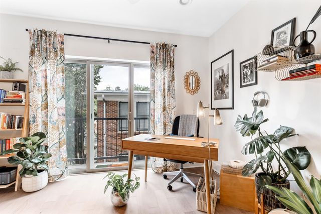 908 Nueces ST 24, Austin, TX 78701