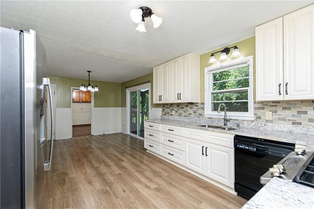 2133 Sandy Plains Road, Marietta, GA 30066