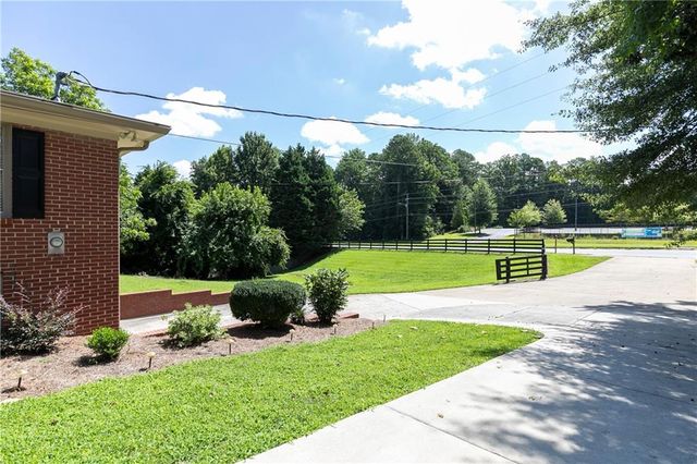 2133 Sandy Plains Road, Marietta, GA 30066