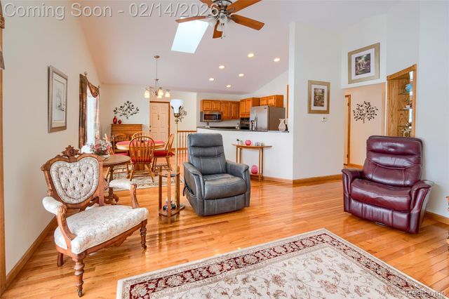 11641 Hawthorne Glen Drive, Grand Blanc, MI 48439