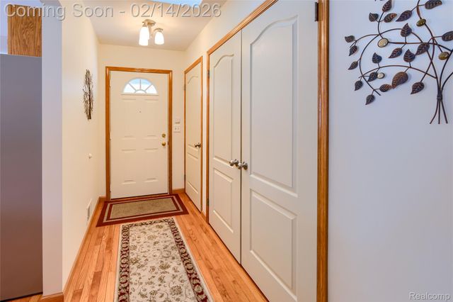 11641 Hawthorne Glen Drive, Grand Blanc, MI 48439