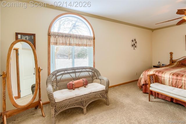 11641 Hawthorne Glen Drive, Grand Blanc, MI 48439