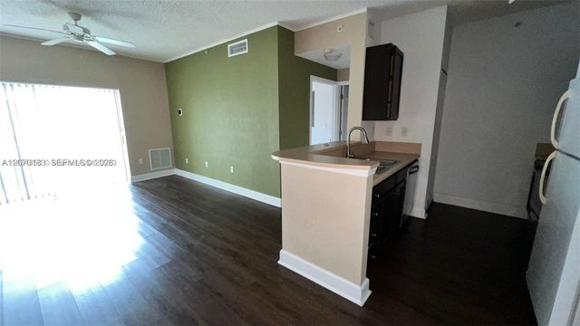6001 SW 70th Street 625, South Miami, FL 33143