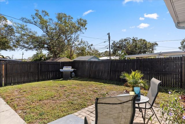 4237 DR MARTIN LUTHER KING JR STREET N, St Petersburg, FL 33703