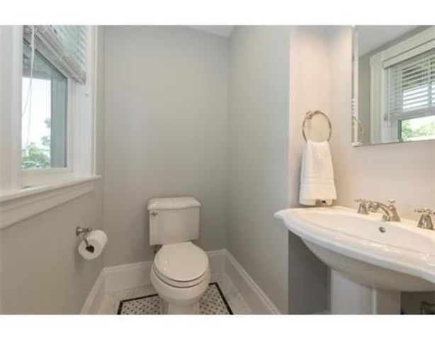 61 Marlboro Street 2, Belmont, MA 02478
