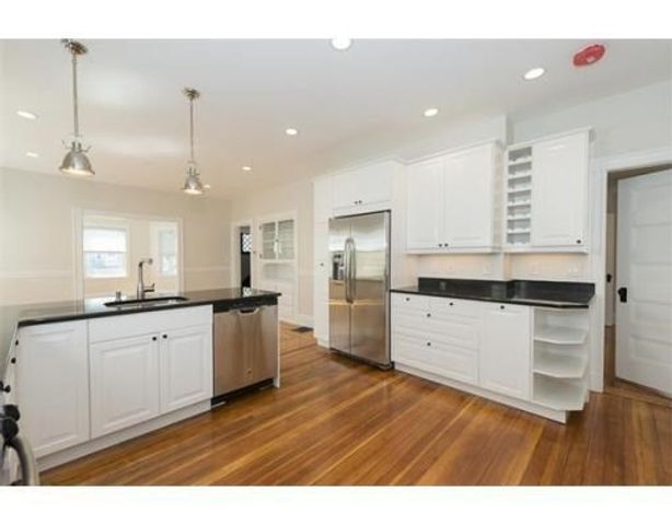 61 Marlboro Street 2, Belmont, MA 02478