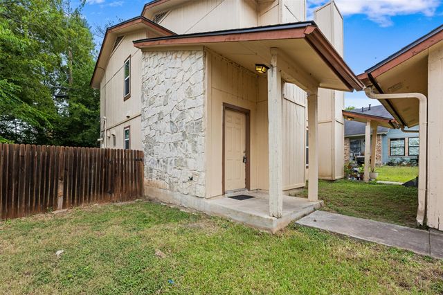 1805 RAWHIDE LOOP, Round Rock, TX 78681