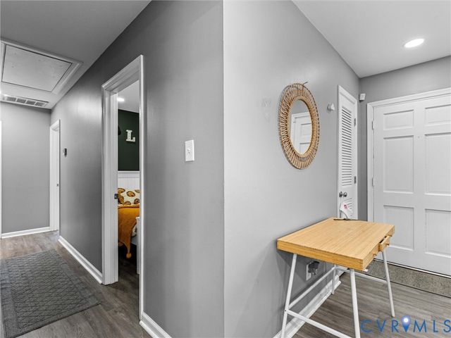 9109 Crystalwood Ln, Henrico, VA 23294