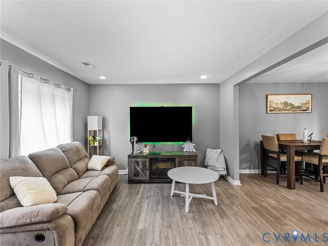 9109 Crystalwood Ln, Henrico, VA 23294