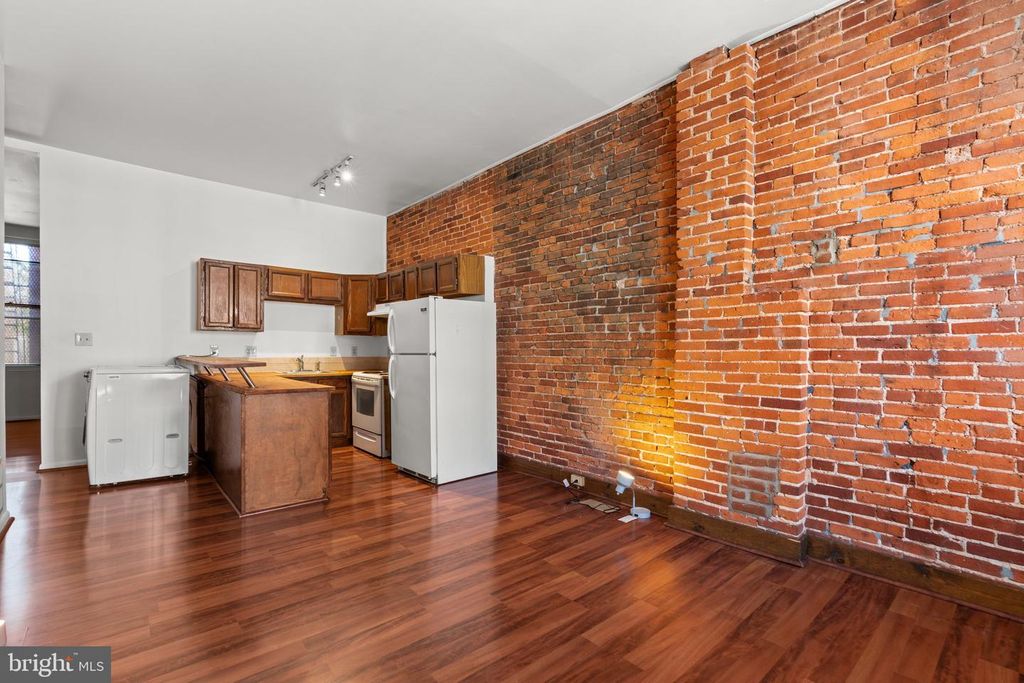 2511 MARYLAND AVE, Baltimore, MD 21218