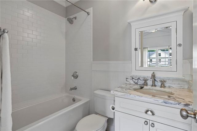 630 Timm Valley Road NE, Atlanta, GA 30305