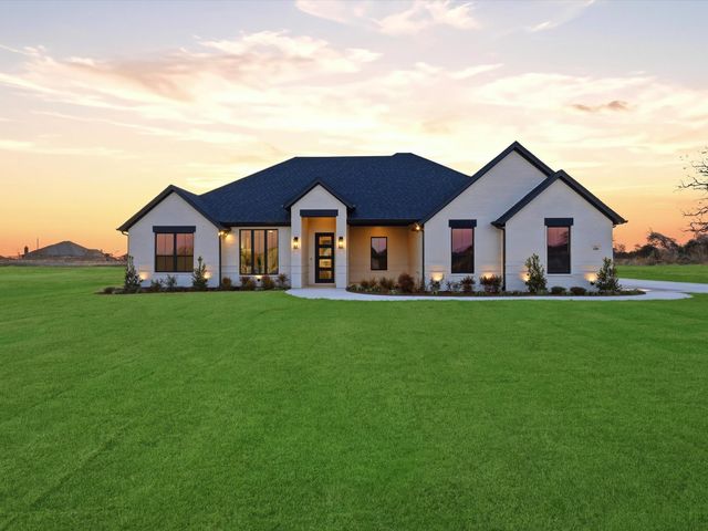 2009 Forest Bridge Drive, Azle, TX 76020