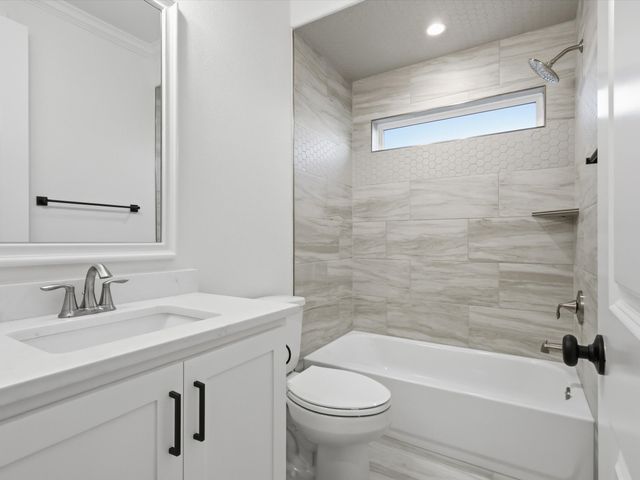 2009 Forest Bridge Drive, Azle, TX 76020