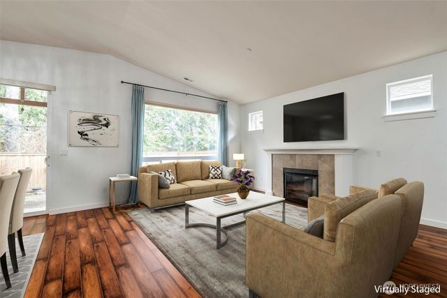 15324 160th Place SE, Renton, WA 98058