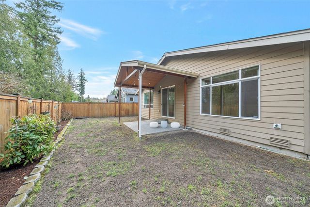 15324 160th Place SE, Renton, WA 98058