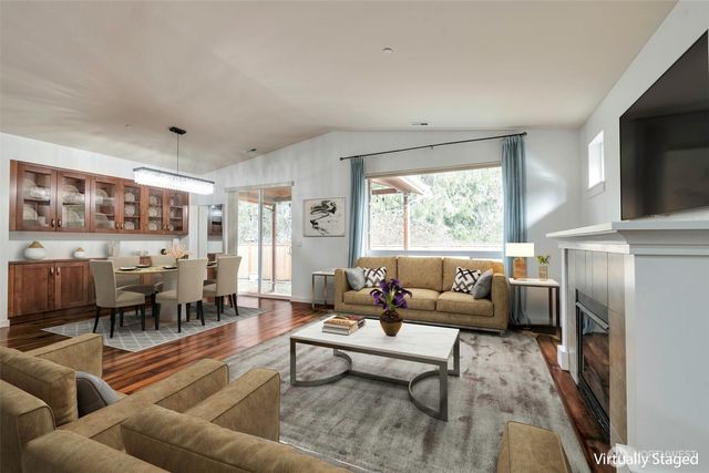 15324 160th Place SE, Renton, WA 98058