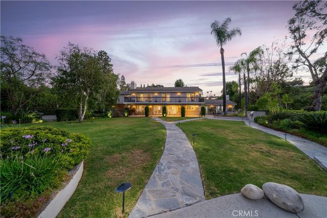 5012 Sanlo Place, Woodland Hills, CA 91364