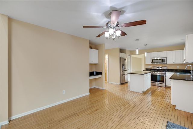 24403 Elmhurst Avenue, Farmington Hills, MI 48336