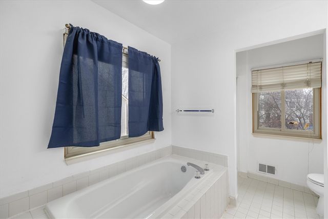 24403 Elmhurst Avenue, Farmington Hills, MI 48336