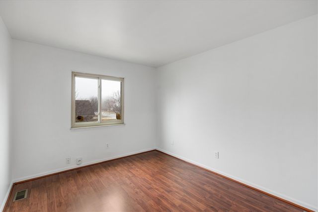 24403 Elmhurst Avenue, Farmington Hills, MI 48336