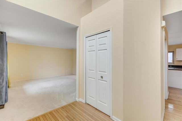 24403 Elmhurst Avenue, Farmington Hills, MI 48336