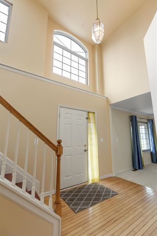 24403 Elmhurst Avenue, Farmington Hills, MI 48336