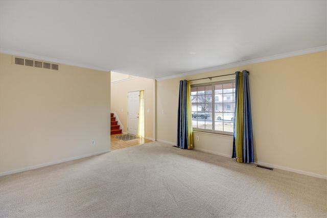 24403 Elmhurst Avenue, Farmington Hills, MI 48336