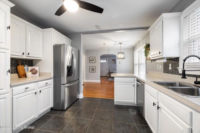 5600 Southland Blvd, Louisville, KY 40214