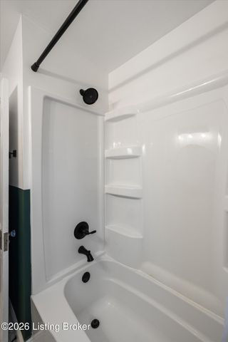 5600 Southland Blvd, Louisville, KY 40214