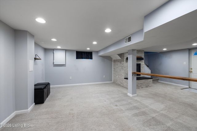 5600 Southland Blvd, Louisville, KY 40214