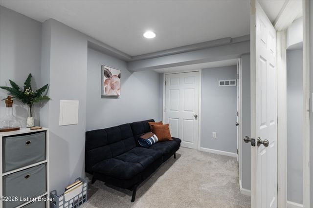 5600 Southland Blvd, Louisville, KY 40214