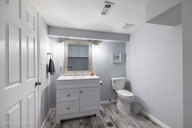 5600 Southland Blvd, Louisville, KY 40214