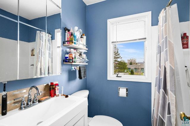 2909 John Ave, Superior, WI 54880