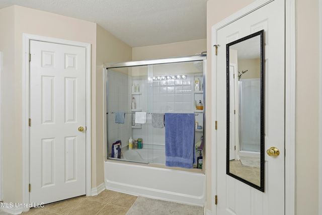 3945 Country Club Drive, Jackson, MS 39213