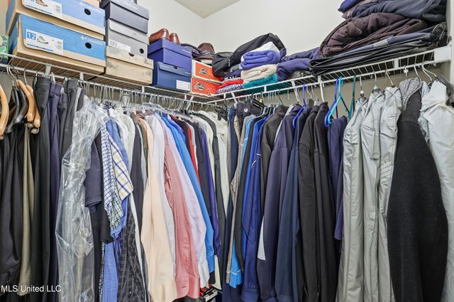 3945 Country Club Drive, Jackson, MS 39213