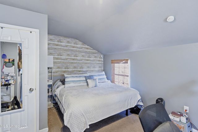 3945 Country Club Drive, Jackson, MS 39213