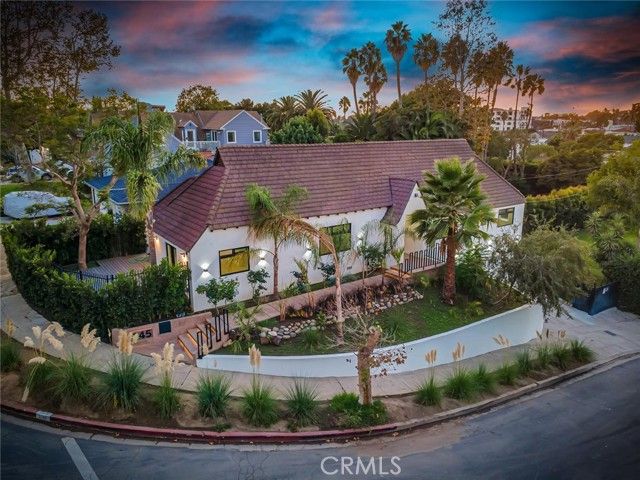 1145 S Longwood, Los Angeles, CA 90019