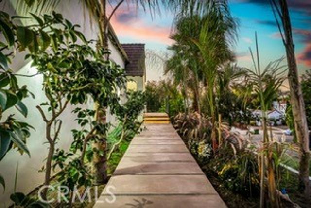 1145 S Longwood, Los Angeles, CA 90019