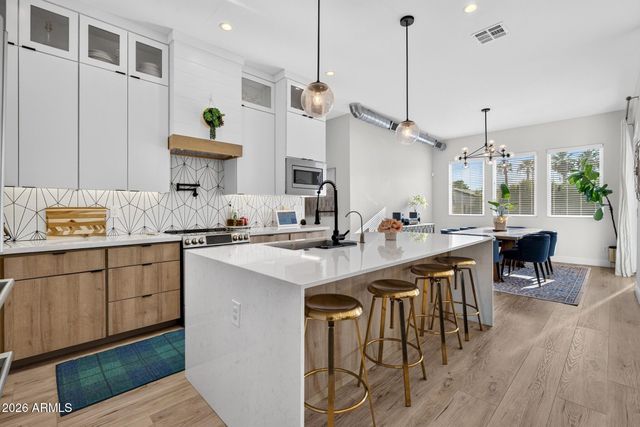 2820 N 29TH Street, Phoenix, AZ 85008