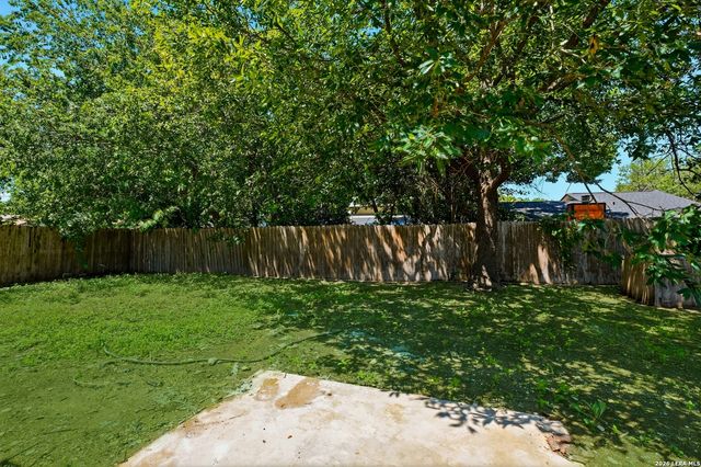 9135 Autumn Waters, San Antonio, TX 78254