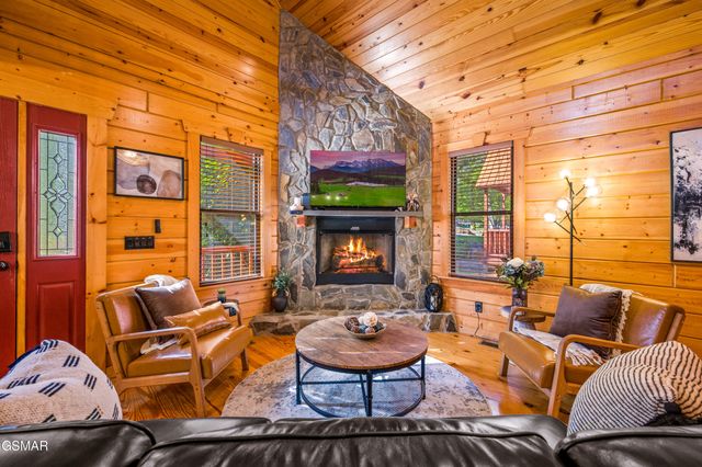139 White Oak Resort Way, Gatlinburg, TN 37738