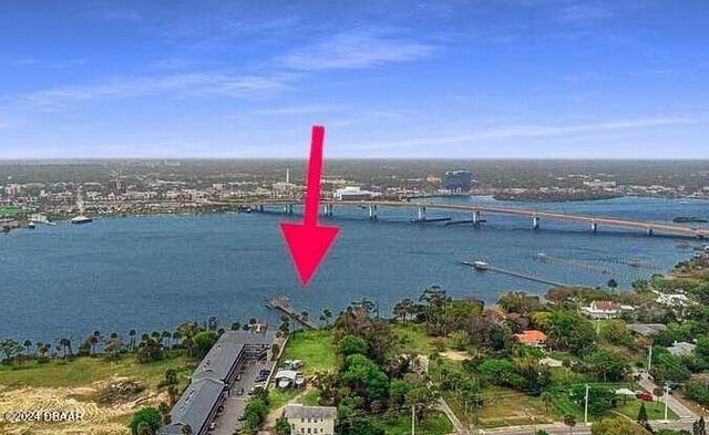 830 S Peninsula Drive, Daytona Beach, FL 32118