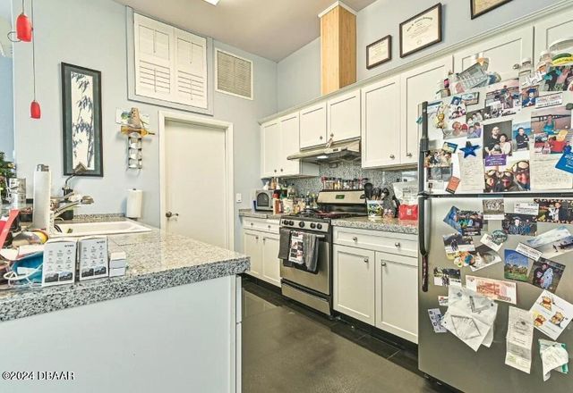 830 S Peninsula Drive, Daytona Beach, FL 32118